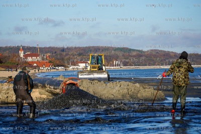 Refulacja plaży miejskiej w Sopocie, dzieki czemu...
