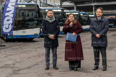 Gdynia. Przekazanie 6. nowyh trolejbusów zakupionych...