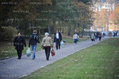 Gdansk. Cmentarz Srebrzysko.
28.10.2011
fot. Mateusz...