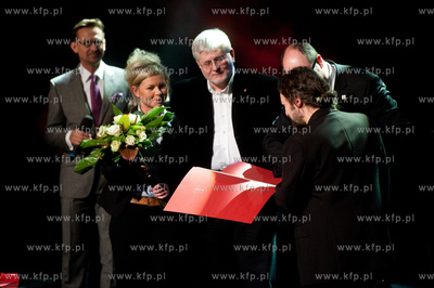 Gdansk. Teatr Wybrzeze. Uroczystosc wreczenia nagrod...