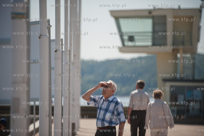 Nabrzeze Pomorskie w Gdyni. Aleja Statkow Pasazerskich....
