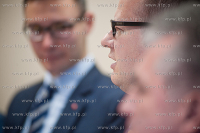 Urzad Miasta Gdanska. Konferencja prasowa podsumowujaca...