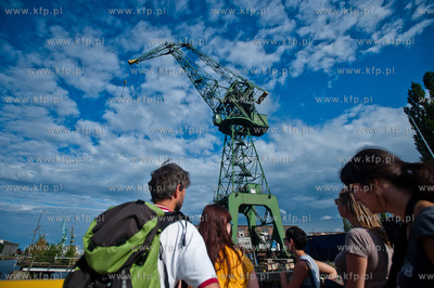Stocznia Gdanska. Spacer z przewodniczka, bedacy czescia...
