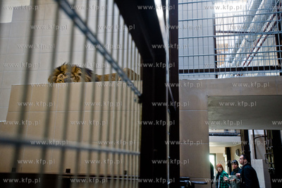 Gdansk. Oliwskie Zoo. Przyjazd czterech lwow, trzech...