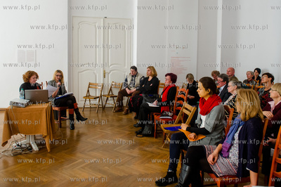 Gdansk. Oliwa. Palac Opatow. Oddzial Sztuki Nowoczesnej...