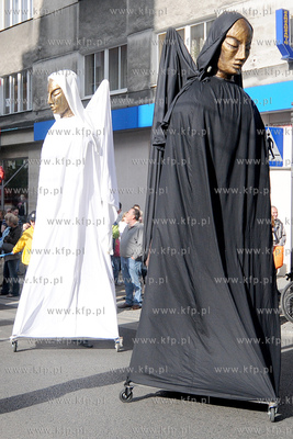Cudawianki czyli Noc Swietojanska w Gdyni. Nz Miedzynarodowa...
