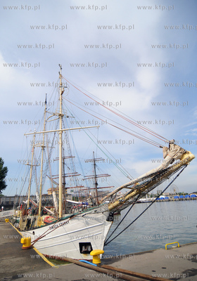 Gdynia w przeddzien Zlotu Zaglowcow - The Tall Ships...