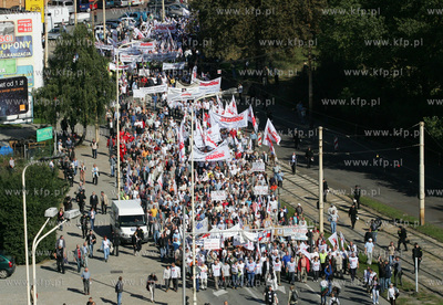 Szczecin. Kilka tysiecy zwiazkowcow z calej Polski...