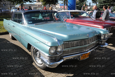 Trojmiejskie Targi Motoryzacyjne w halach wystawienniczych...