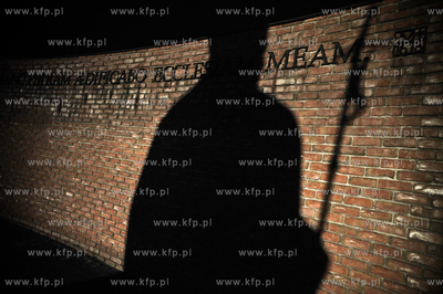 Wielki Piatek, na Placu Trzeciego Tysiaclecia w rocznice...