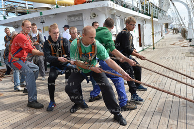 Dzien na Darze Mlodziezy ze studentami Akademii Morskiej...