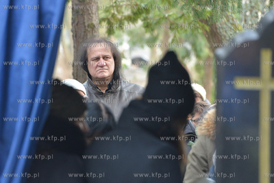 Rodzina, przyjaciele, znajomi, wspolpracownicy - setki...