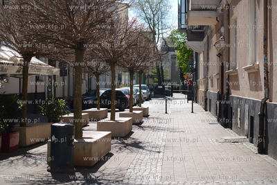 Sobota 25 kwietnia 2020 roku w Sopocie, godziny przedpołudniowe...