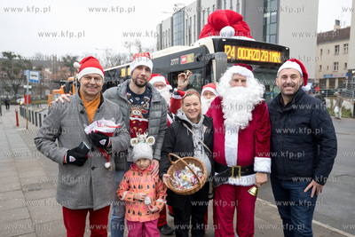Mikołajkowy przejazd autobusem linii 124 GAiT w Gdańsku....