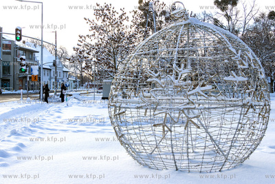 Iluminacja świąteczna stojąca na placu Rycerza Stefana...