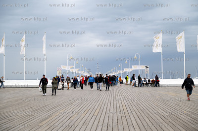 Sopot. Zbliża się koniec wakacji. Spacerowicze na...