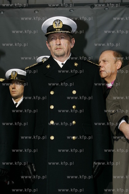 Gdynia, ORP BLYSKAWICA, ceremonia przekazania obowiazkow...
