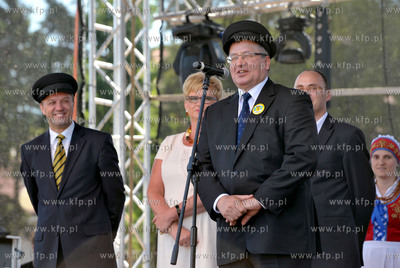 XV Swiatowy Zjazd Kaszubow - Wladyslawowo 2013. Gosciem...