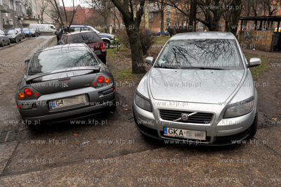 Samochody z rejestracjami spoza Gdanska zaparkowane...