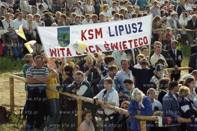 papież Jan Paweł II w Pelplinie. Msza święta. Pielgrzymi...