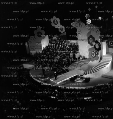 Scena Opery Lesnej, Festiwal Piosenki w Sopocie. 08.70...