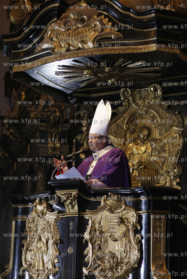 Gdansk. Katedra Oliwska. Msza sw. za tragicznie zmarlych...