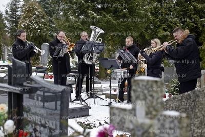 Gdansk. Cmentarz lostowicki. Pogrzeb perkusity zespolu...