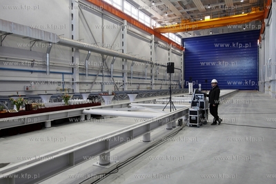 Gdansk. Remontowa Shipbuilding SA. Uroczyste ciecie...