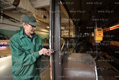 Warsztat ZKM przy ul. Hallera w Gdańsku. Remont niskopodłogowego...