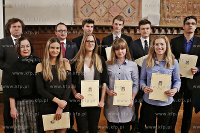 Sopot. Urząd Miasta Sopotu. Uroczyste wręczenie stypendiów...