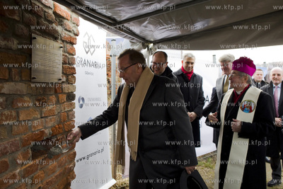Uroczystość wmurowania aktu erekcyjnego na Wyspie...