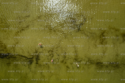 Plaża w Gdańsku Jelitkowie. Zakaz kąpieli po pożarze...