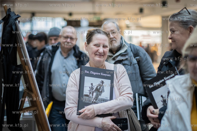 Centrum Handlowe Manhattan. Premiera albumu "Fot. Zbigniew...