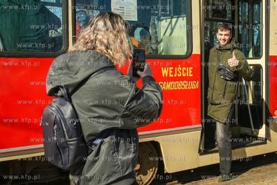 Pętla tramwajowa Oliwa. Festyn 50 lat tramwajów 105N...