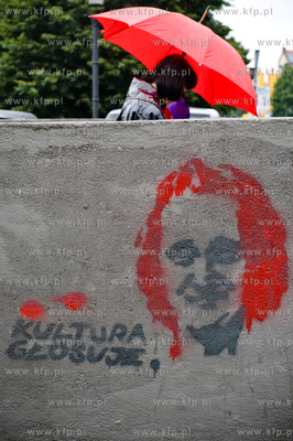 Gdansk. Grafiti umieszczone na jednym z przejsc podziemnych...