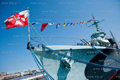 Gdynia. Skwer Kosciuszki - Plyta Marynarza Polskiego....