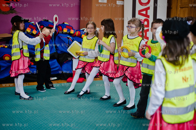 Gdansk. Przedszkole nr 31. Uroczystosc przekazania...