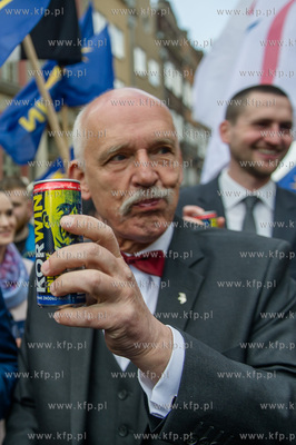 Gdansk. Manifestacja przeciwko podatkowi PIT, zorganizowana...