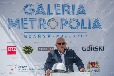 Gdansk. Wrzeszcz. Uroczystosc zawieszenia wiechy na...