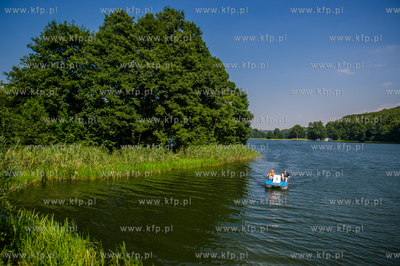 Rower wodny na jeziorze Przywidzkim. 
04.08.2015
fot....