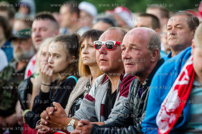 Gdansk. Targ Weglowy. Strefa kibica, gdzie mieszkancy...