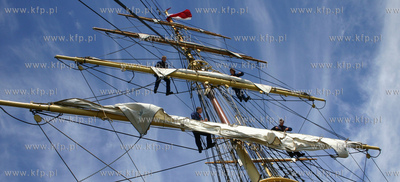 Wizyta zaglowca George Stage - najmniejszego pelnorejowca...