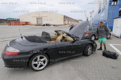 Na pokładzie pasazersko - towarowego promu Finnmaid...