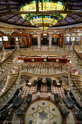 Wnetrza wycieczkowska Emerald Princess.
21.08.2009
fot....