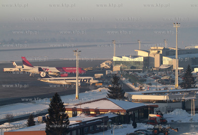 Mrozny poranek -25 st.na lotnisku w Gdansku - Rebiechowie.
24.01.2010
fot....