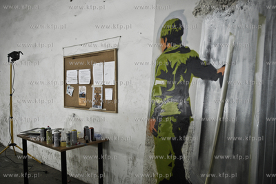 Mlodzi Solidarni, malowanie graffiti w Freedom Skatepark...