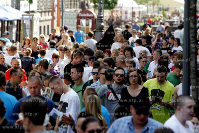 Szczecin. Marsza wolnosci dla konopi. Mlodziez, ktora...