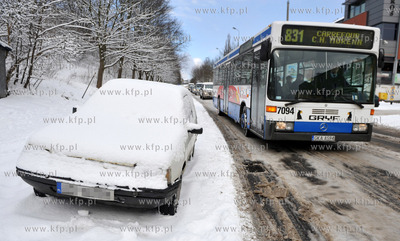 Gdansk, ul. Powstancow Warszawskich. Zima nie daje...