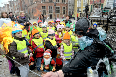 Gdansk. Dlugi Targ w okolicy fontanny Neptuna. Happening...