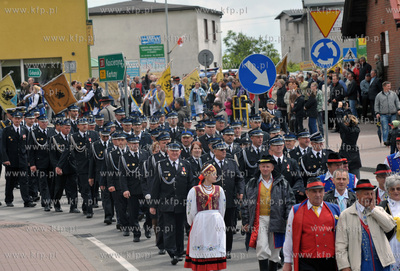 Obchody 800 lecia Zukowa. Mieszkancy miasta i goscie...